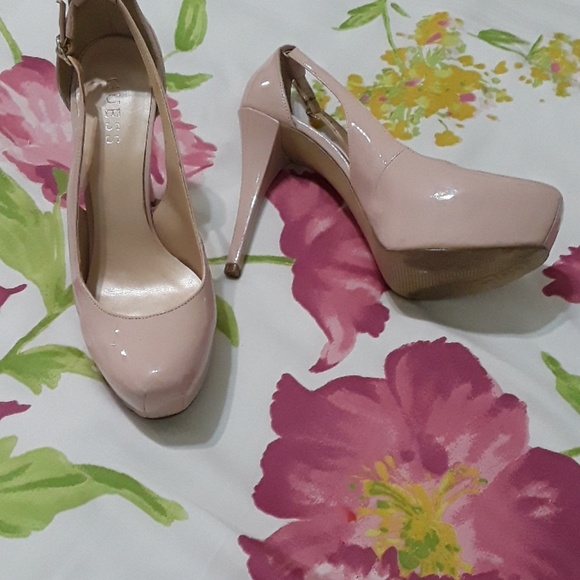 Guess high heels shoes - Picture 2 of 4